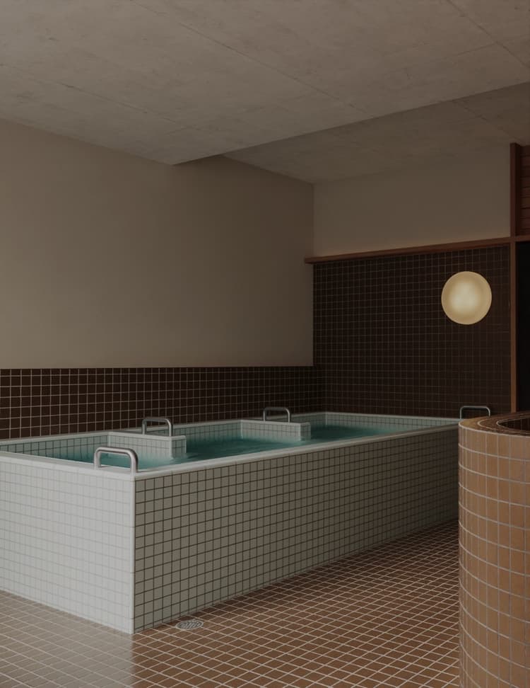 Hot bath at the end of the bathing hall